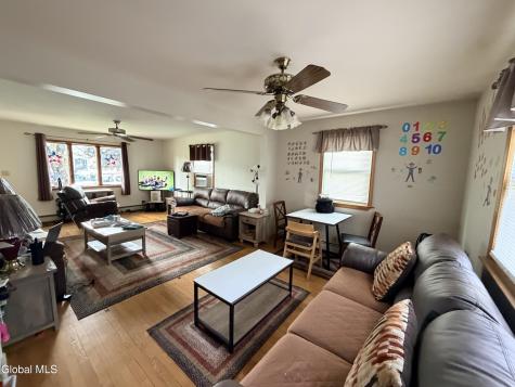 158 8th Avenue Troy NY 12180