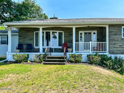 29 Trout Pavilion Road Queensbury NY 12804