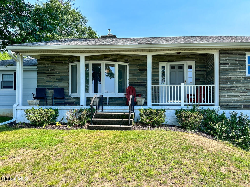 29 Trout Pavilion Road Queensbury NY 12804