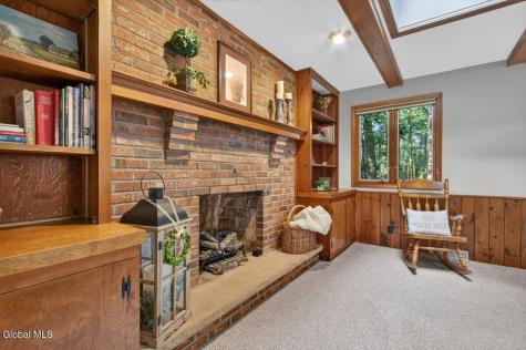 35 Via Maria Drive Glenville NY 12302