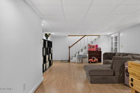 35 Via Maria Drive Glenville NY 12302