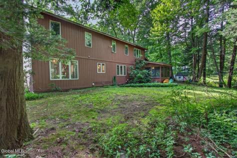 35 Via Maria Drive Glenville NY 12302