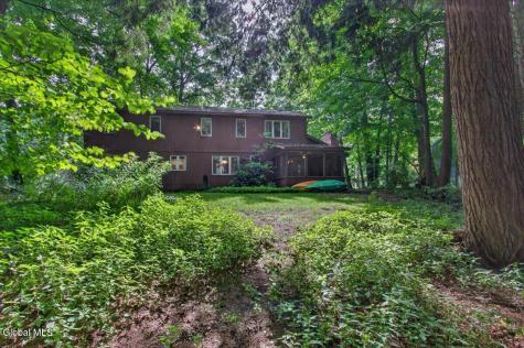 35 Via Maria Drive Glenville NY 12302