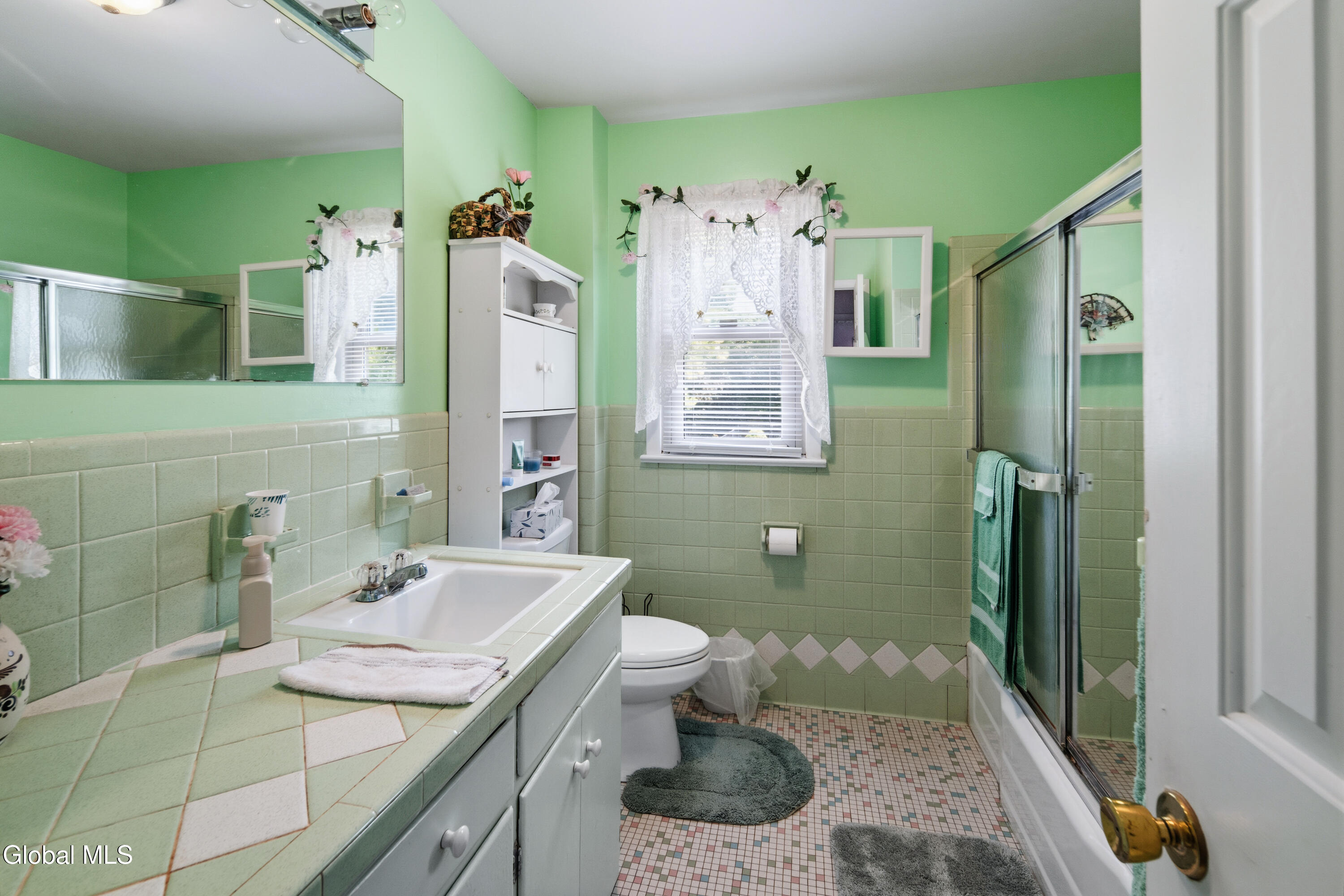 1783 St Mary's Lane Schenectady NY 12303