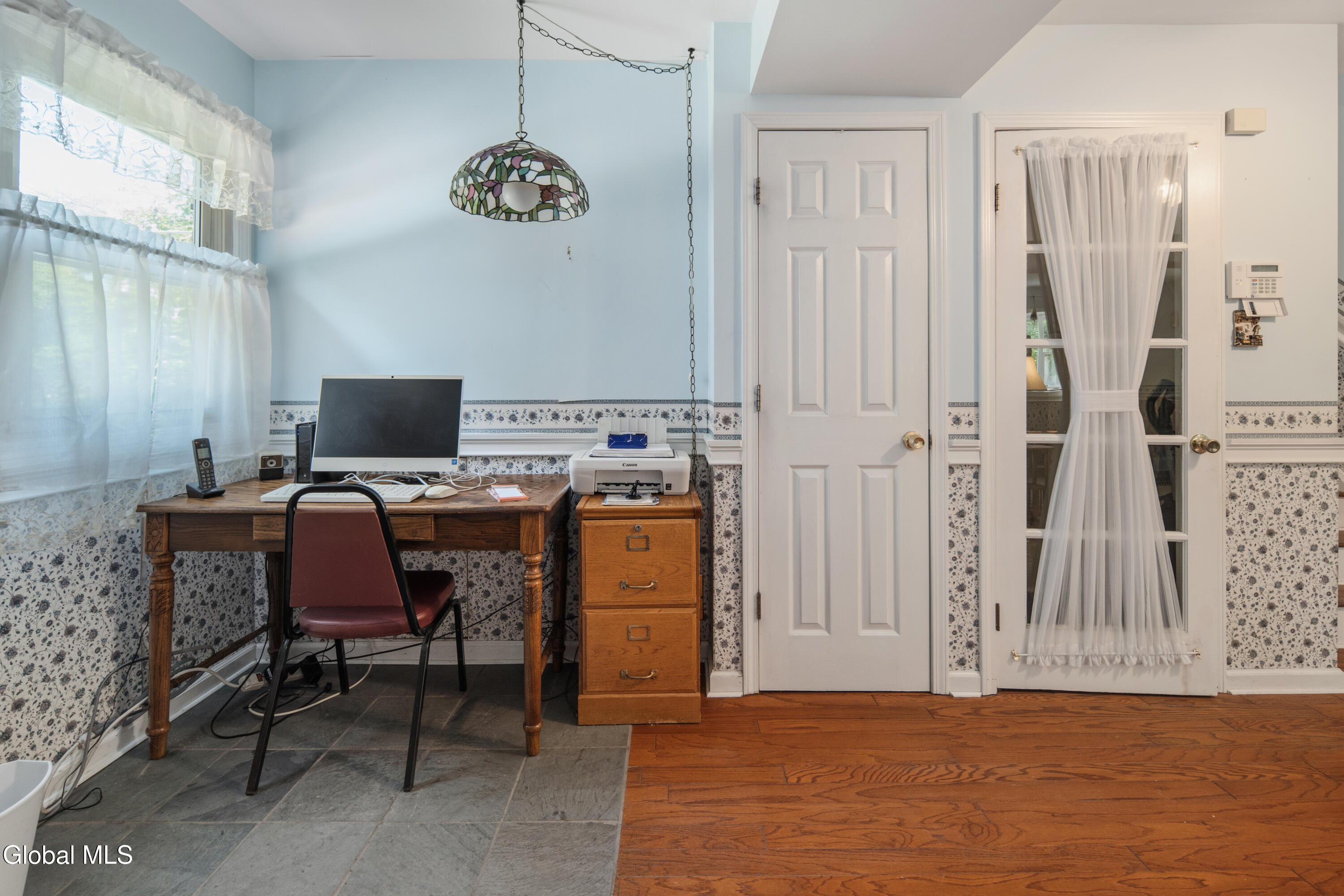 1783 St Mary's Lane Schenectady NY 12303
