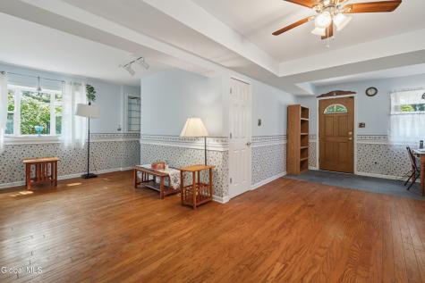 1783 St Mary's Lane Schenectady NY 12303