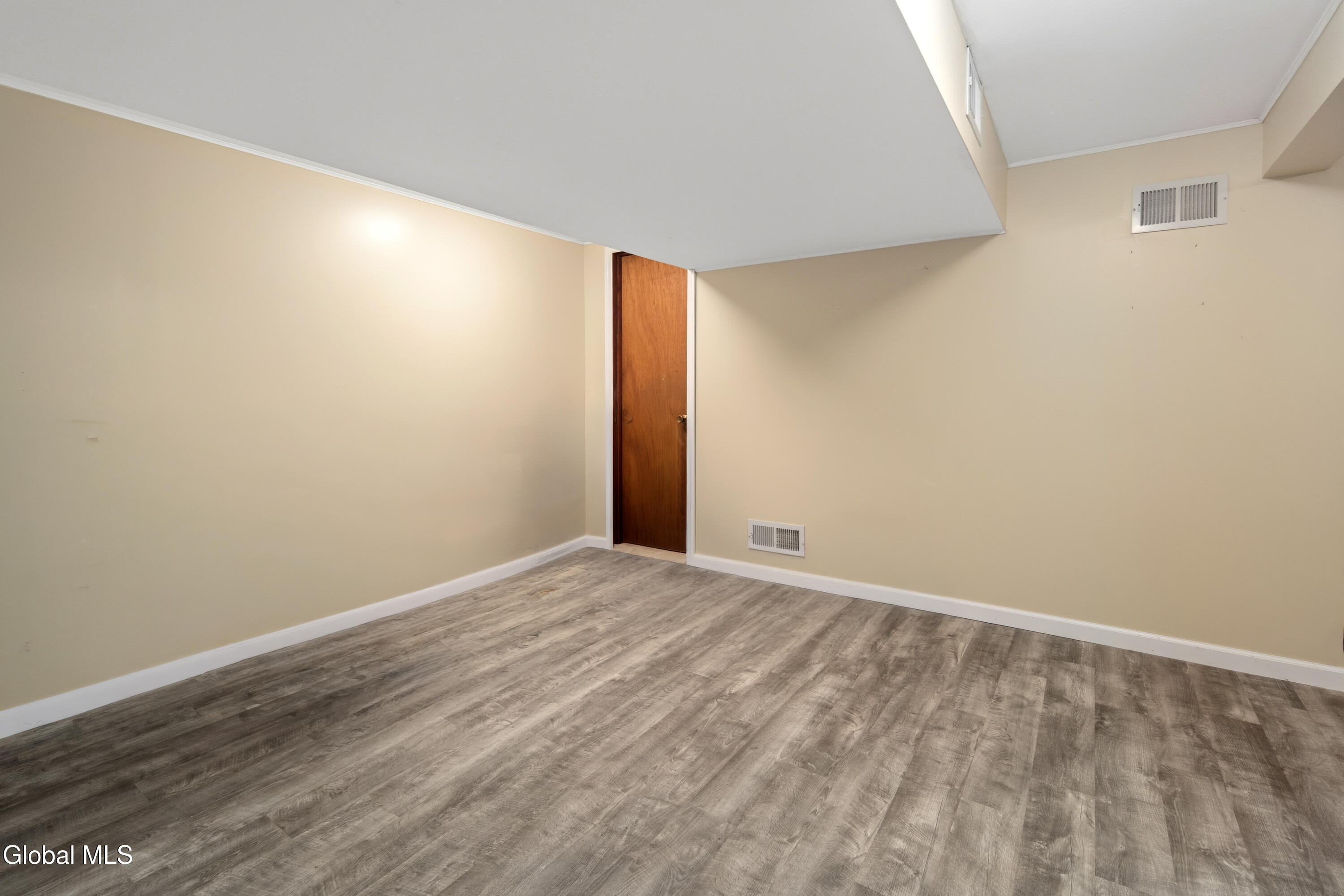 1783 St Mary's Lane Schenectady NY 12303