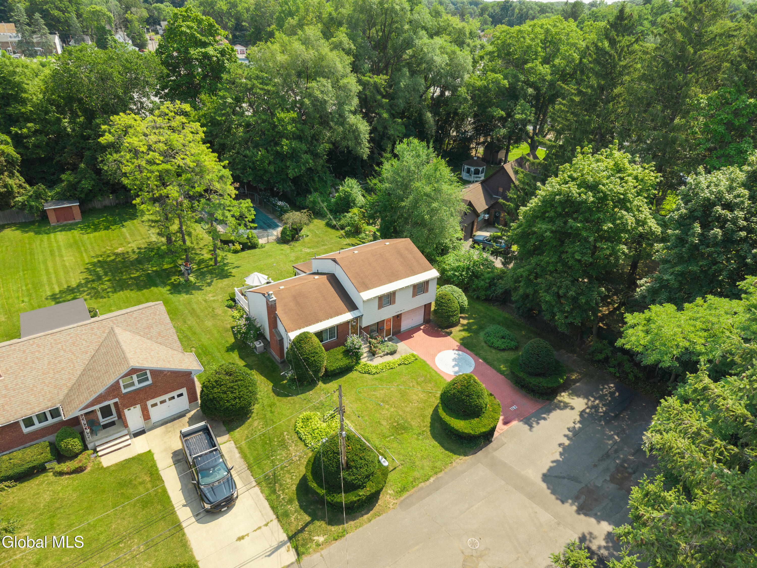 1783 St Mary's Lane Schenectady NY 12303