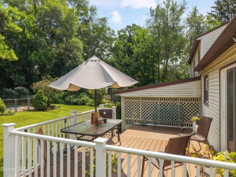 1783 St Mary's Lane Schenectady NY 12303