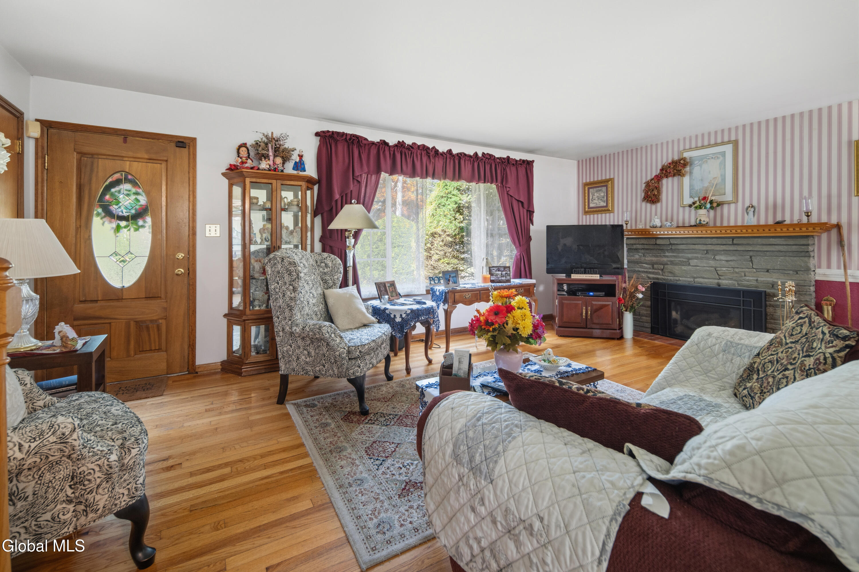 1783 St Mary's Lane Schenectady NY 12303