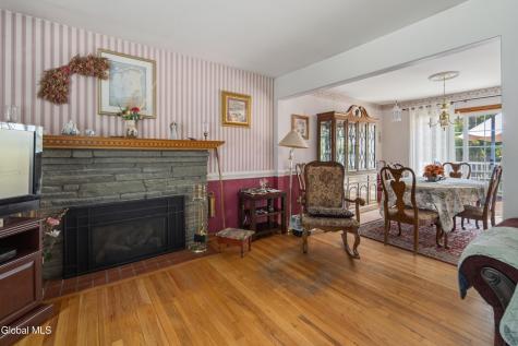 1783 St Mary's Lane Schenectady NY 12303