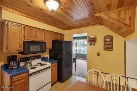 68 Wineberry Lane Malta NY 12020