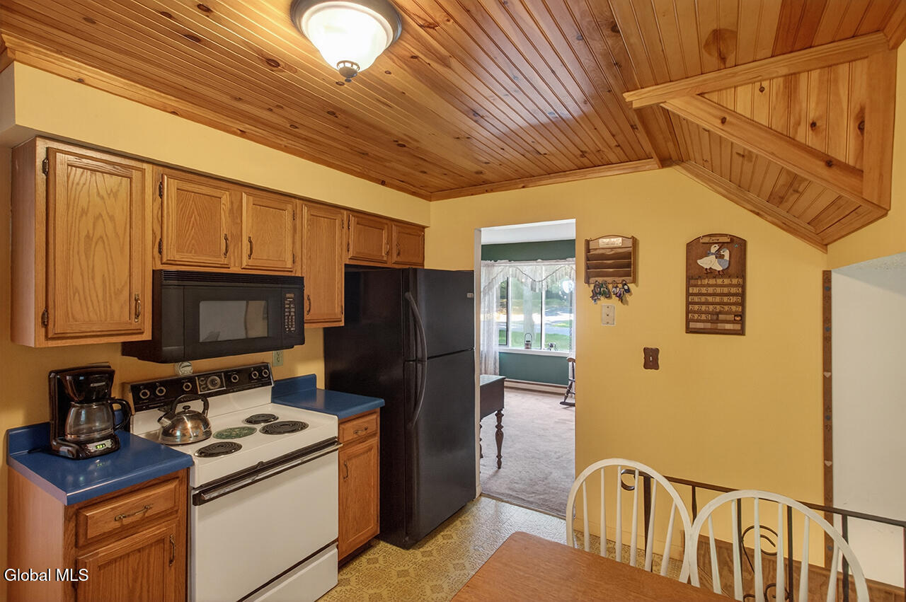 68 Wineberry Lane Malta NY 12020