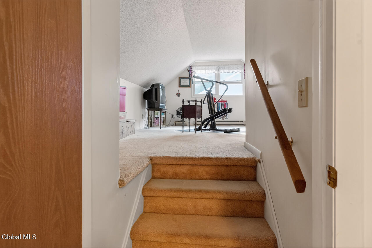 68 Wineberry Lane Malta NY 12020