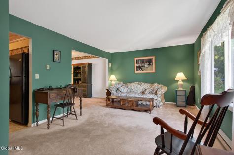68 Wineberry Lane Malta NY 12020