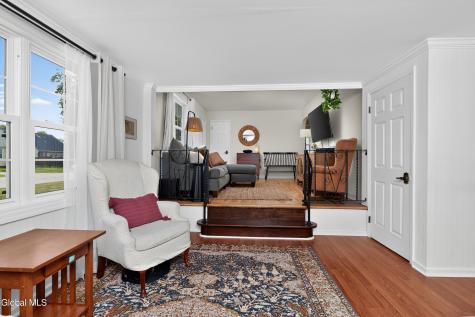 1033 Mckinley Avenue Schenectady NY 12303