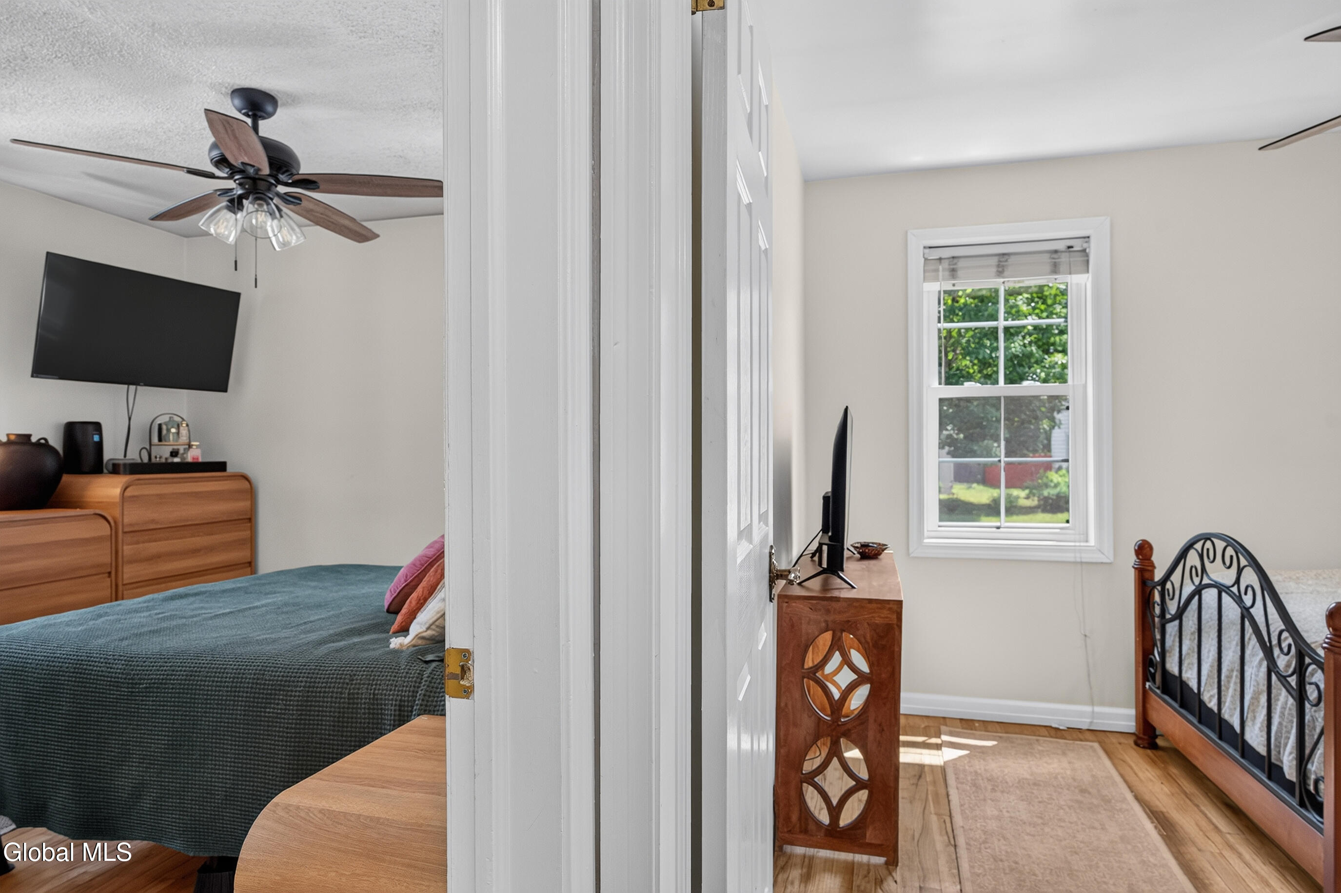 1033 Mckinley Avenue Schenectady NY 12303