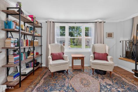 1033 Mckinley Avenue Schenectady NY 12303