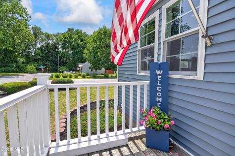 1033 Mckinley Avenue Schenectady NY 12303