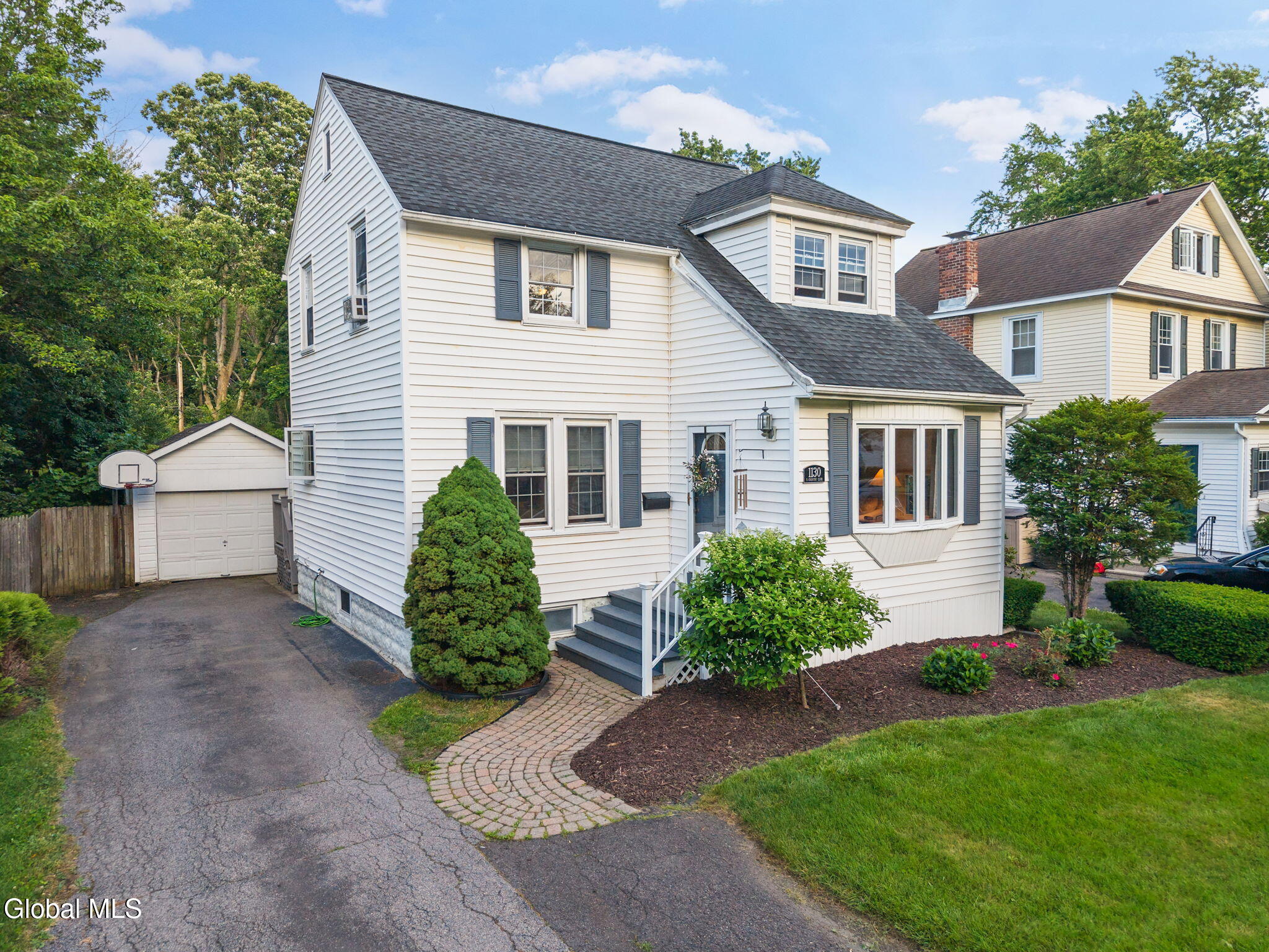 1130 S Country Club Drive Niskayuna NY 12309