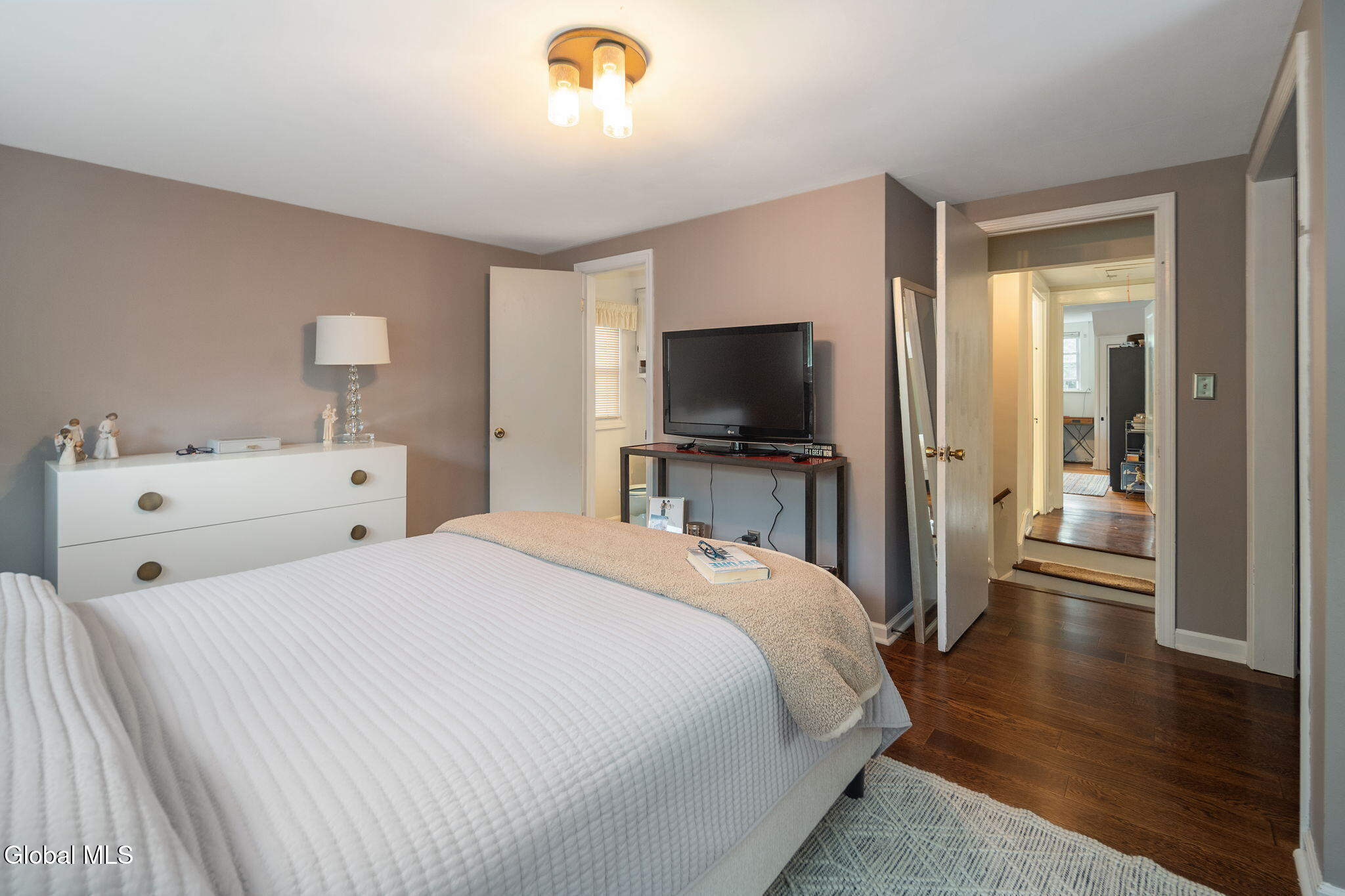 1130 S Country Club Drive Niskayuna NY 12309