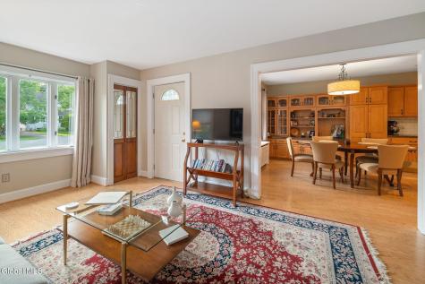 1130 S Country Club Drive Niskayuna NY 12309