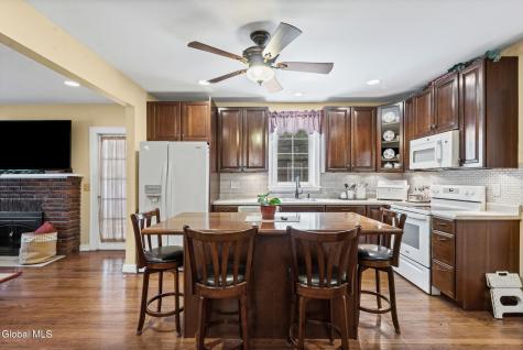 6 Glenwood Street Albany NY 12203