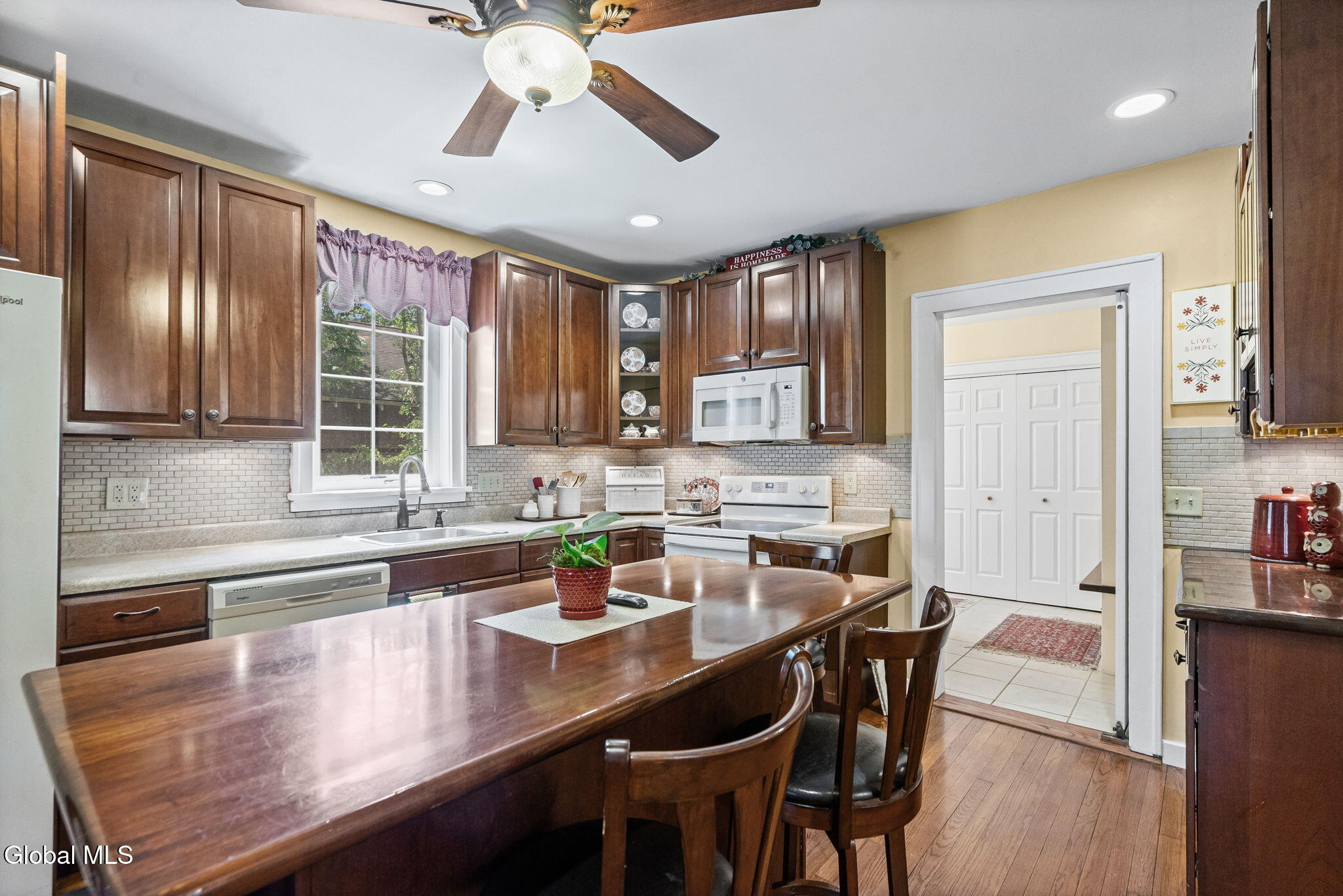 6 Glenwood Street Albany NY 12203