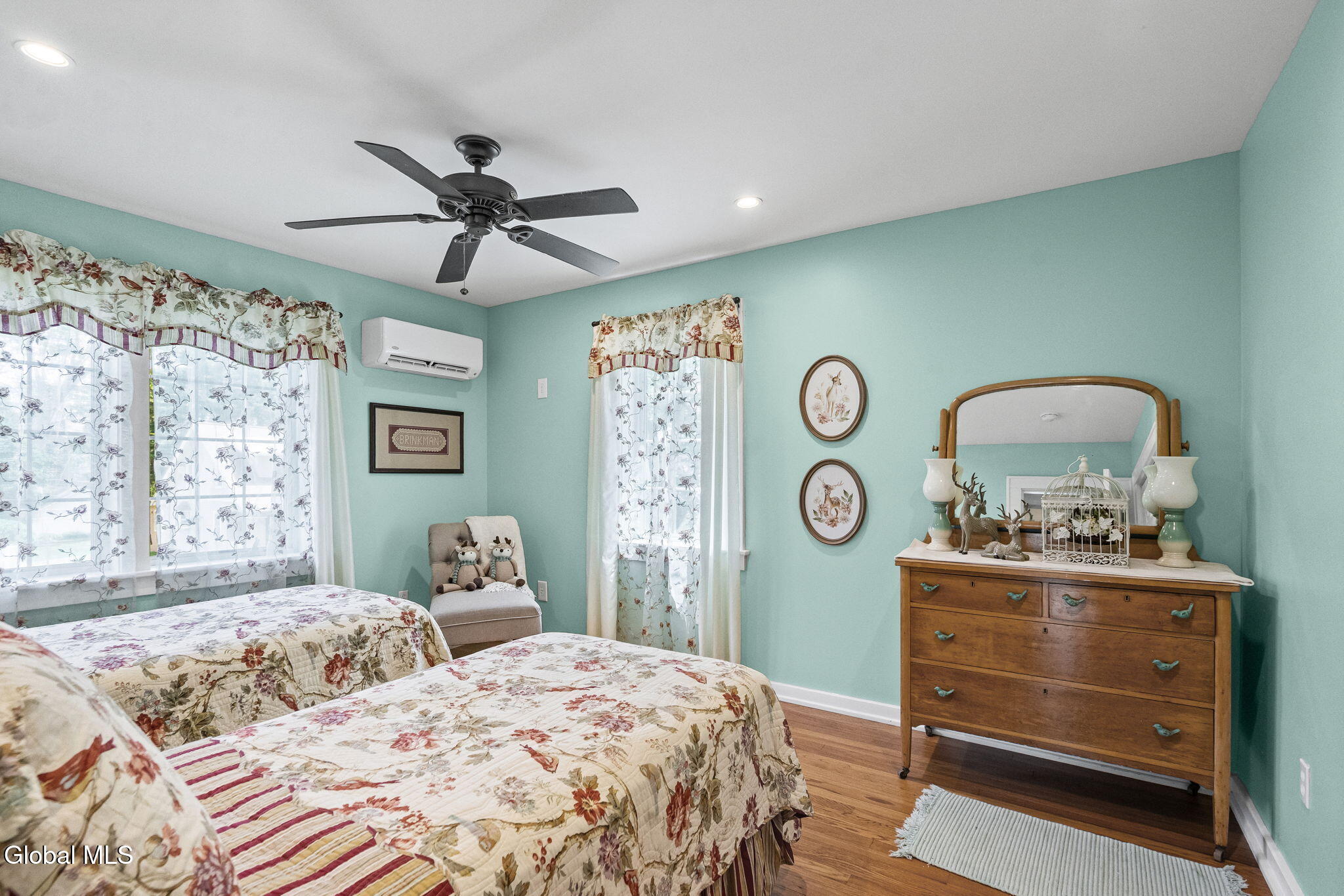 6 Glenwood Street Albany NY 12203