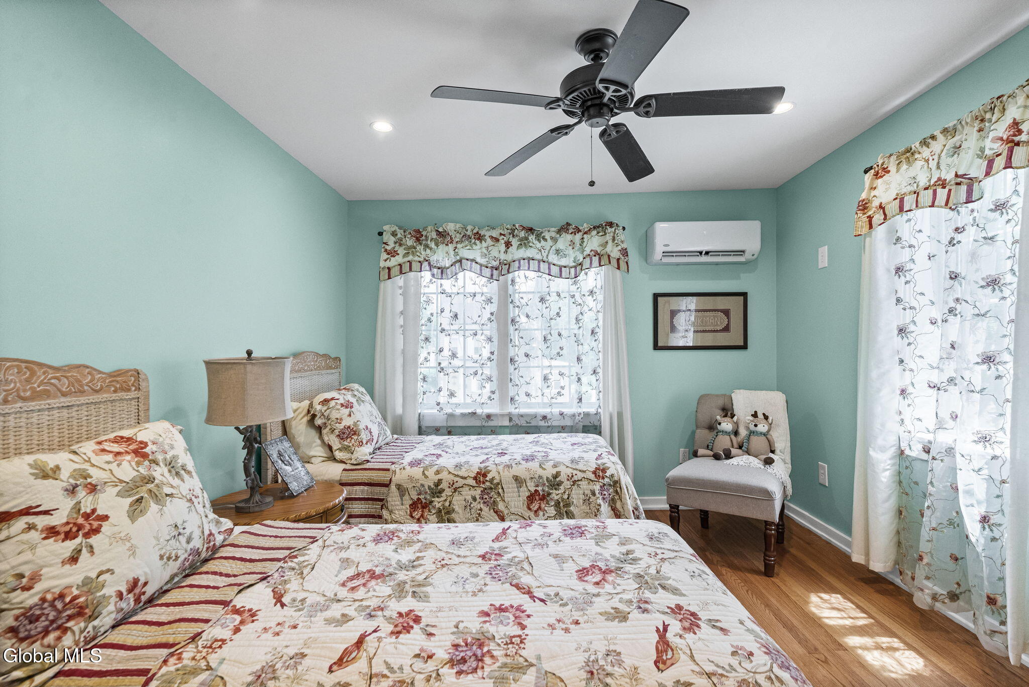 6 Glenwood Street Albany NY 12203