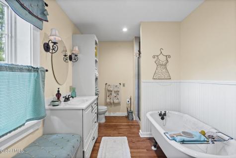 6 Glenwood Street Albany NY 12203