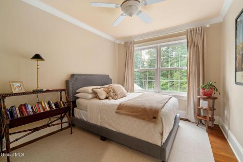15 Tyler Drive Saratoga Springs NY 12866