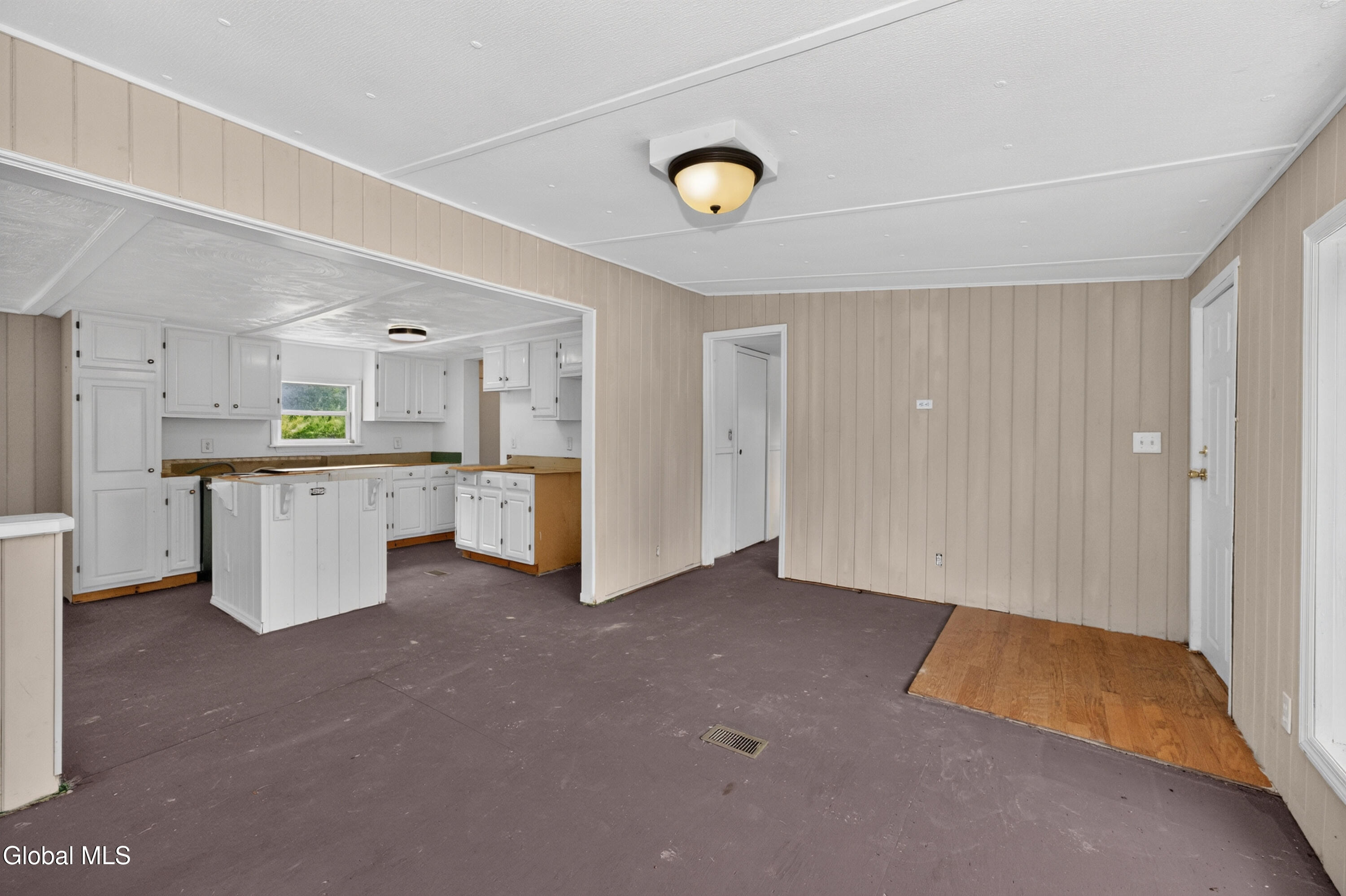 683 Knickerbocker Road Schaghticoke NY 12154