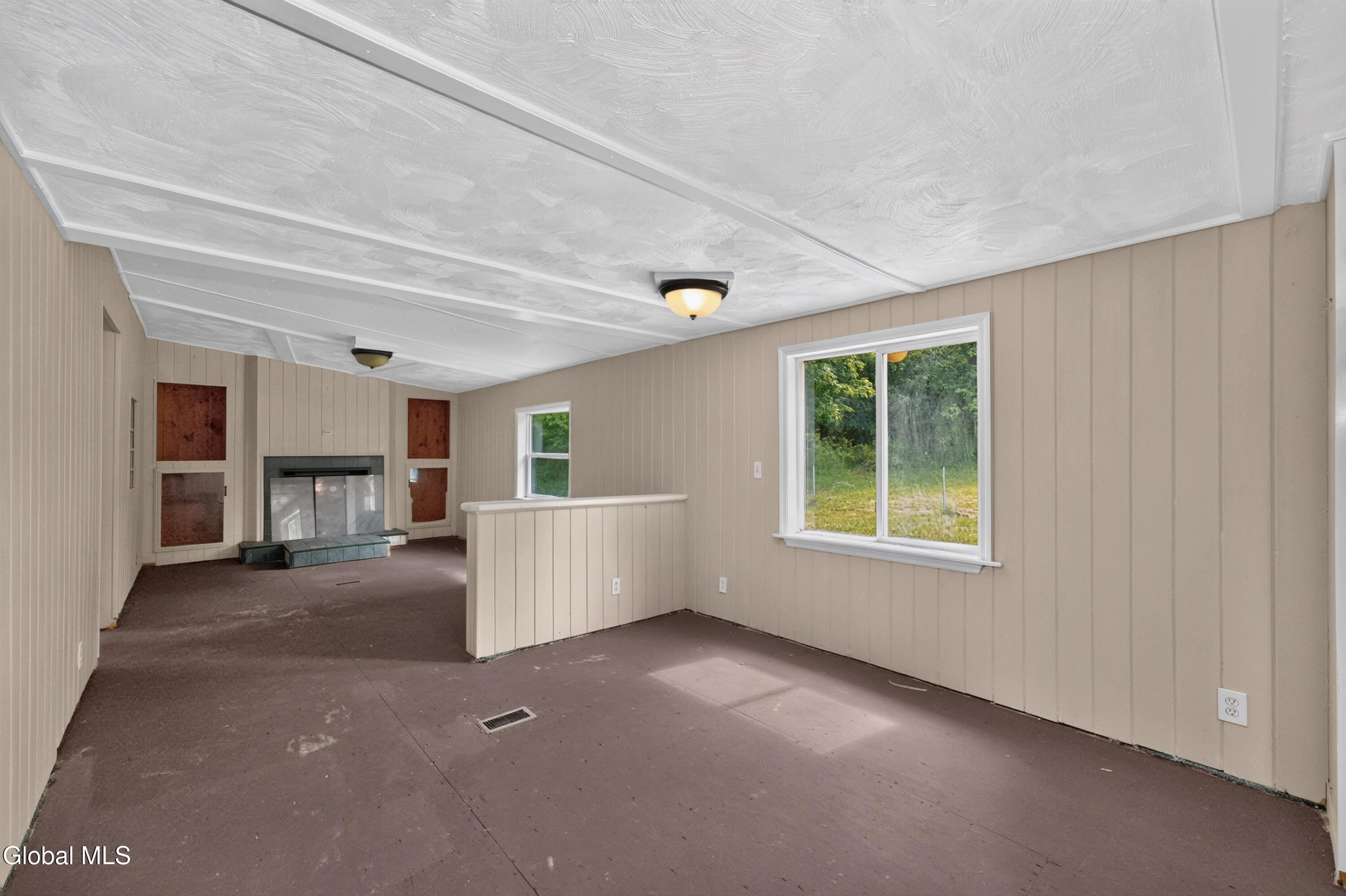 683 Knickerbocker Road Schaghticoke NY 12154