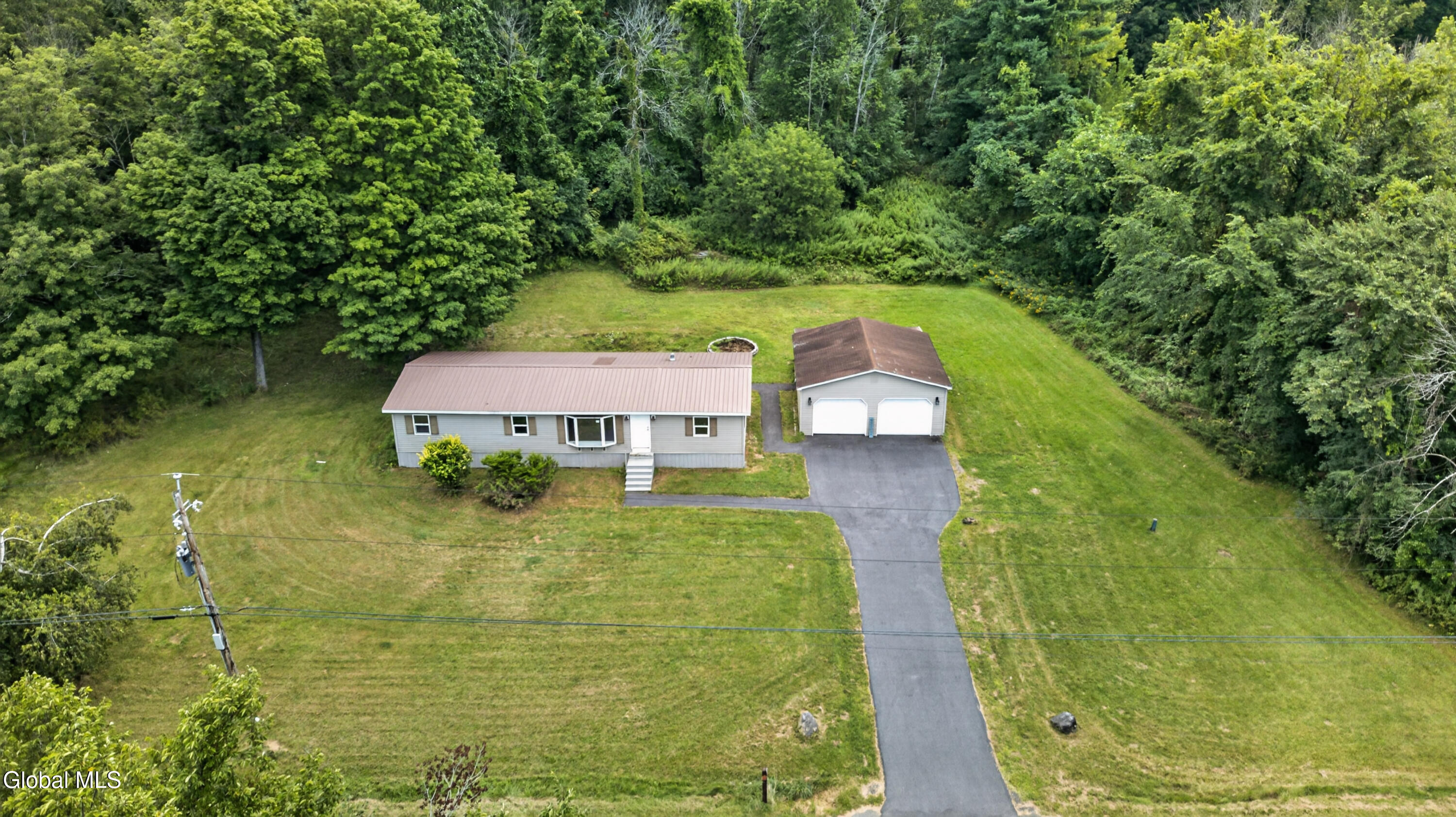 683 Knickerbocker Road Schaghticoke NY 12154