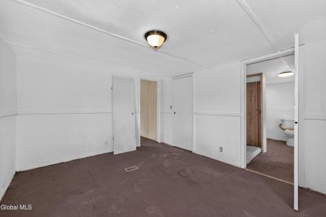 683 Knickerbocker Road Schaghticoke NY 12154