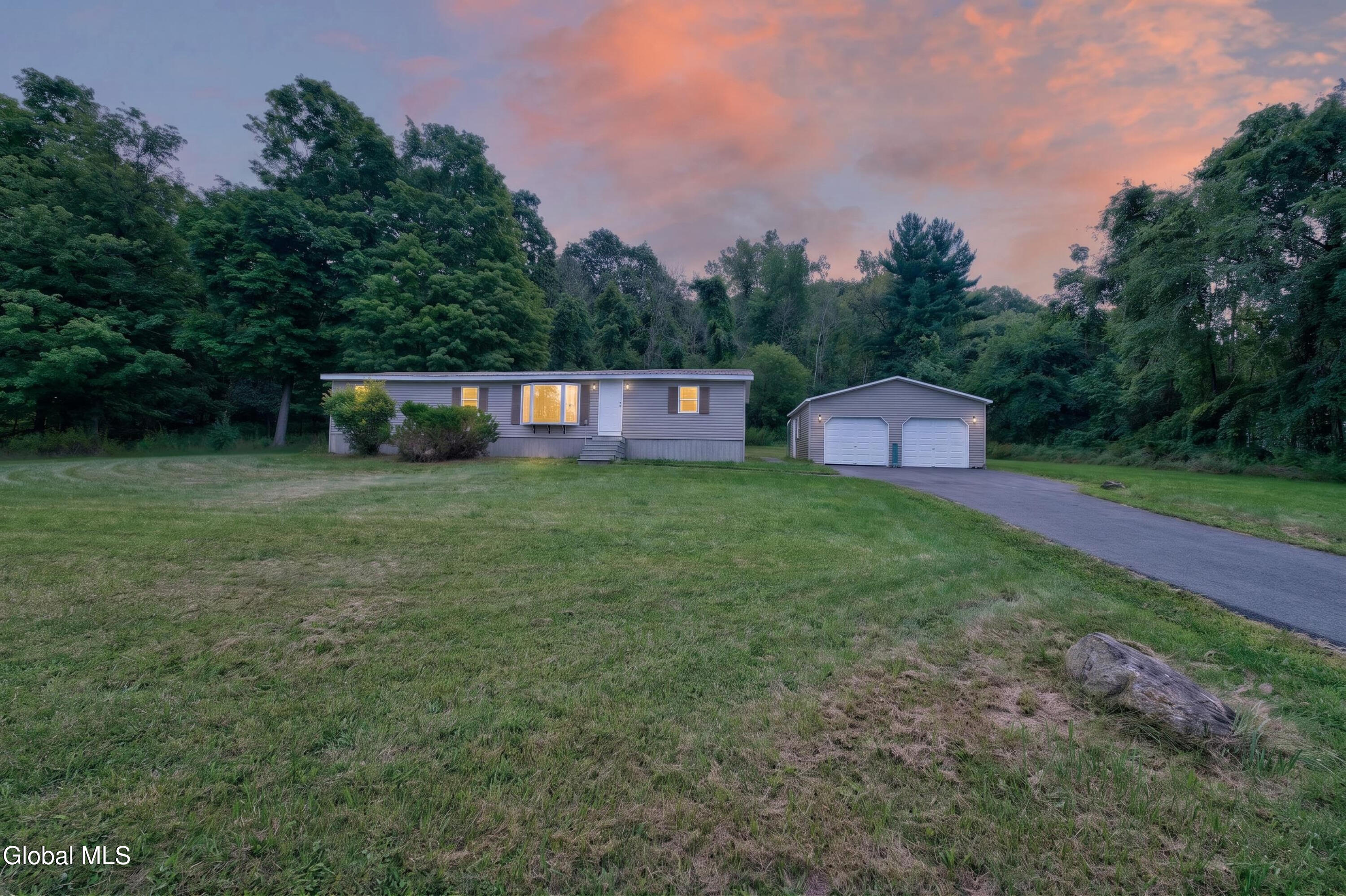 683 Knickerbocker Road Schaghticoke NY 12154