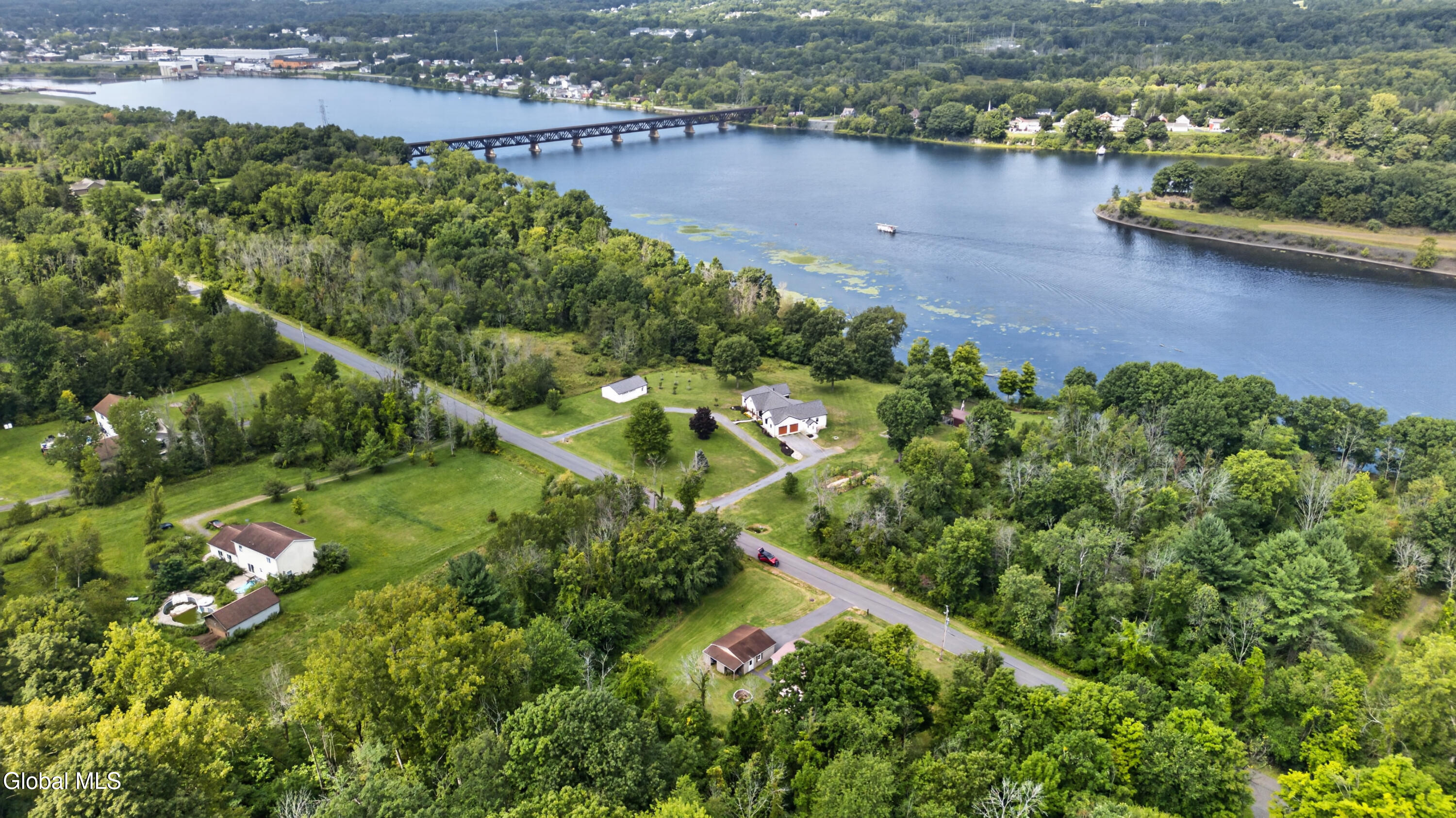 683 Knickerbocker Road Schaghticoke NY 12154