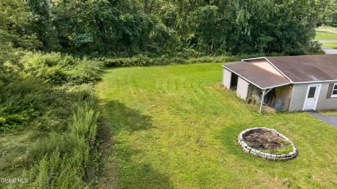 683 Knickerbocker Road Schaghticoke NY 12154