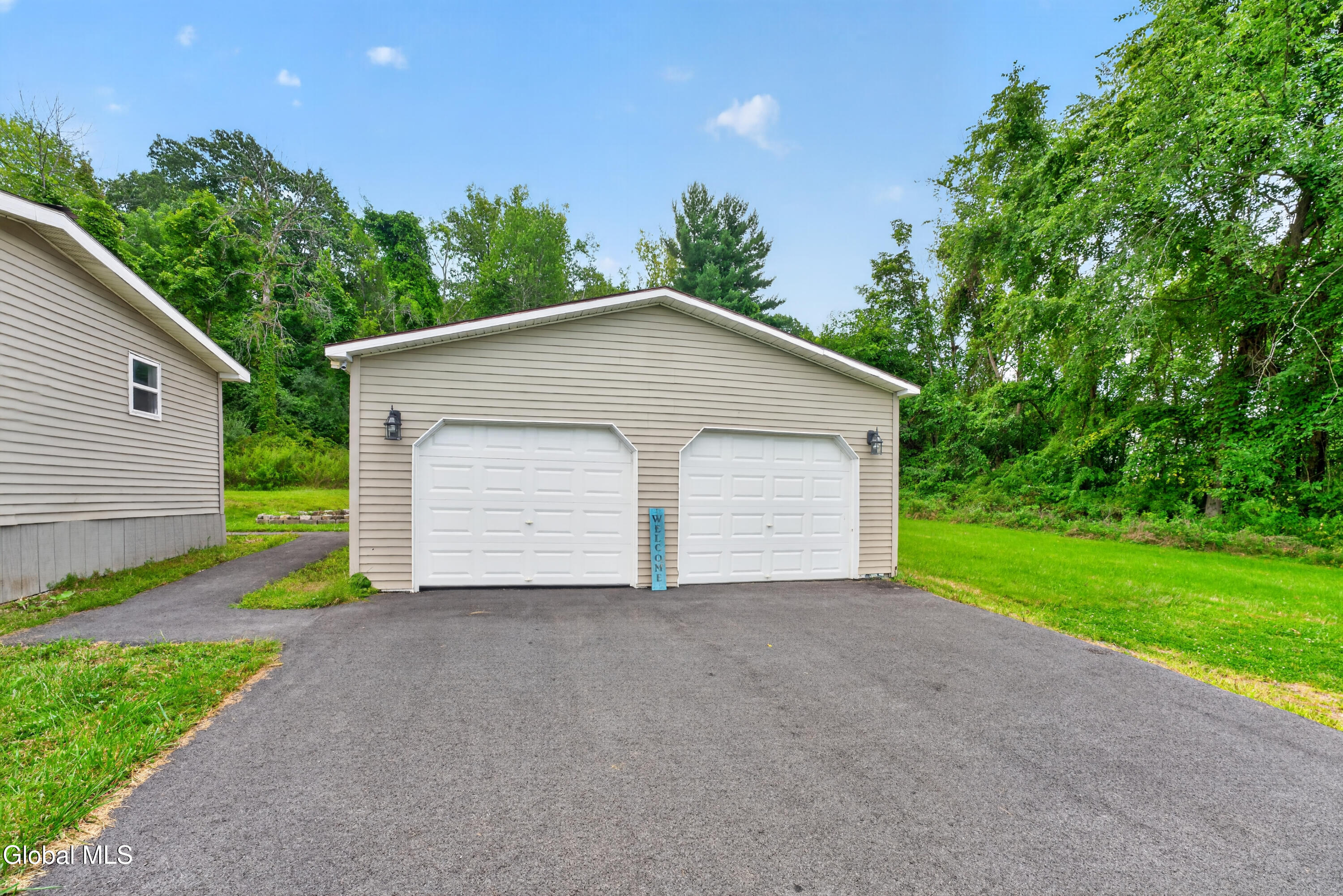 683 Knickerbocker Road Schaghticoke NY 12154