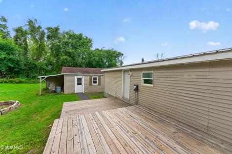 683 Knickerbocker Road Schaghticoke NY 12154