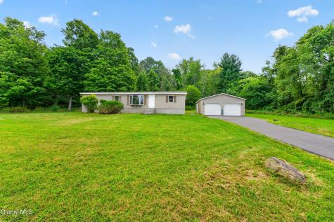 683 Knickerbocker Road Schaghticoke NY 12154
