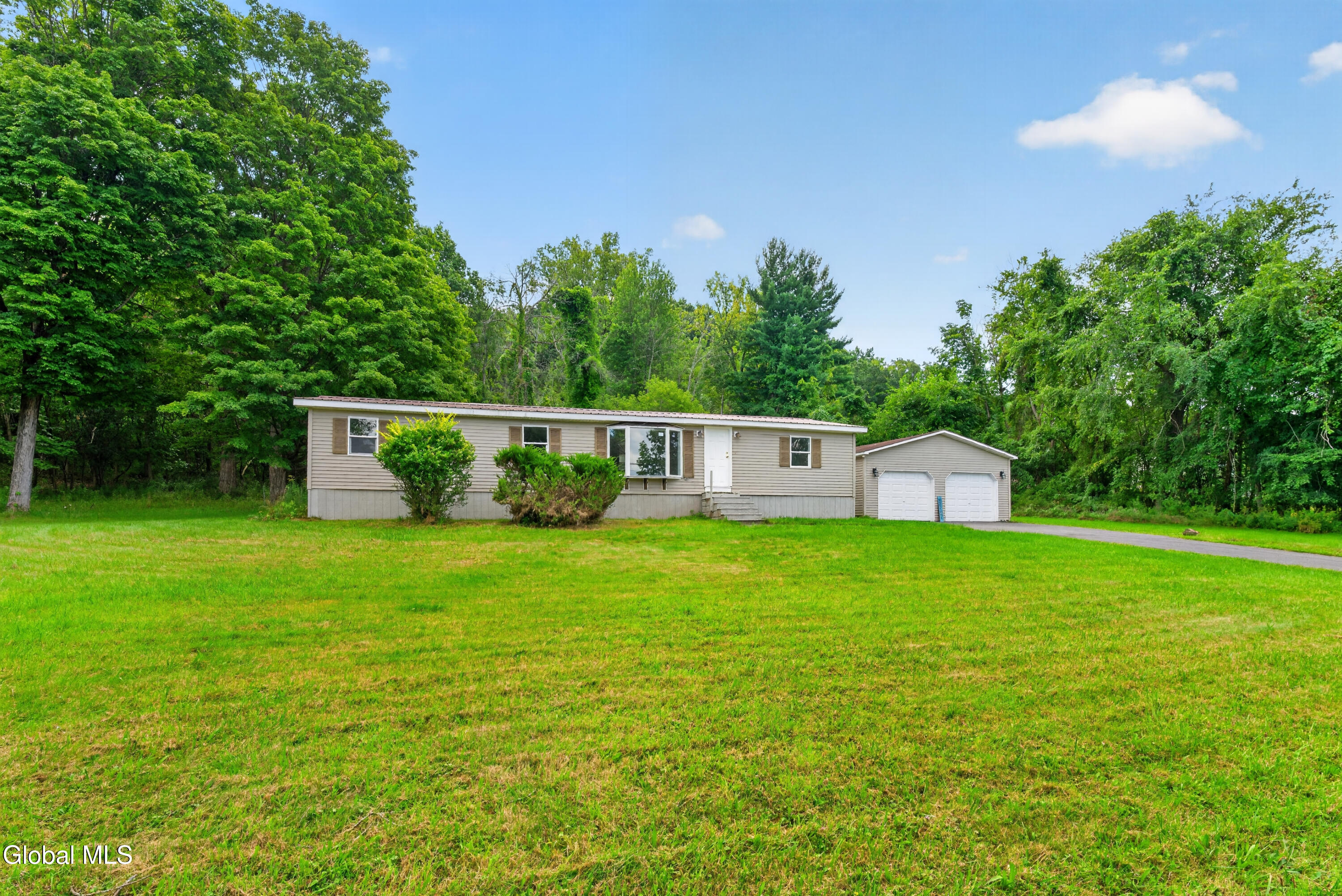 683 Knickerbocker Road Schaghticoke NY 12154