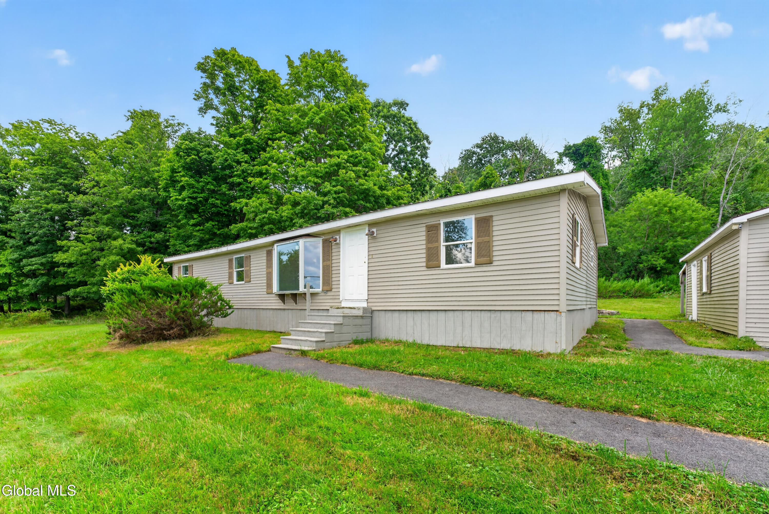683 Knickerbocker Road Schaghticoke NY 12154