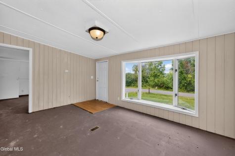 683 Knickerbocker Road Schaghticoke NY 12154