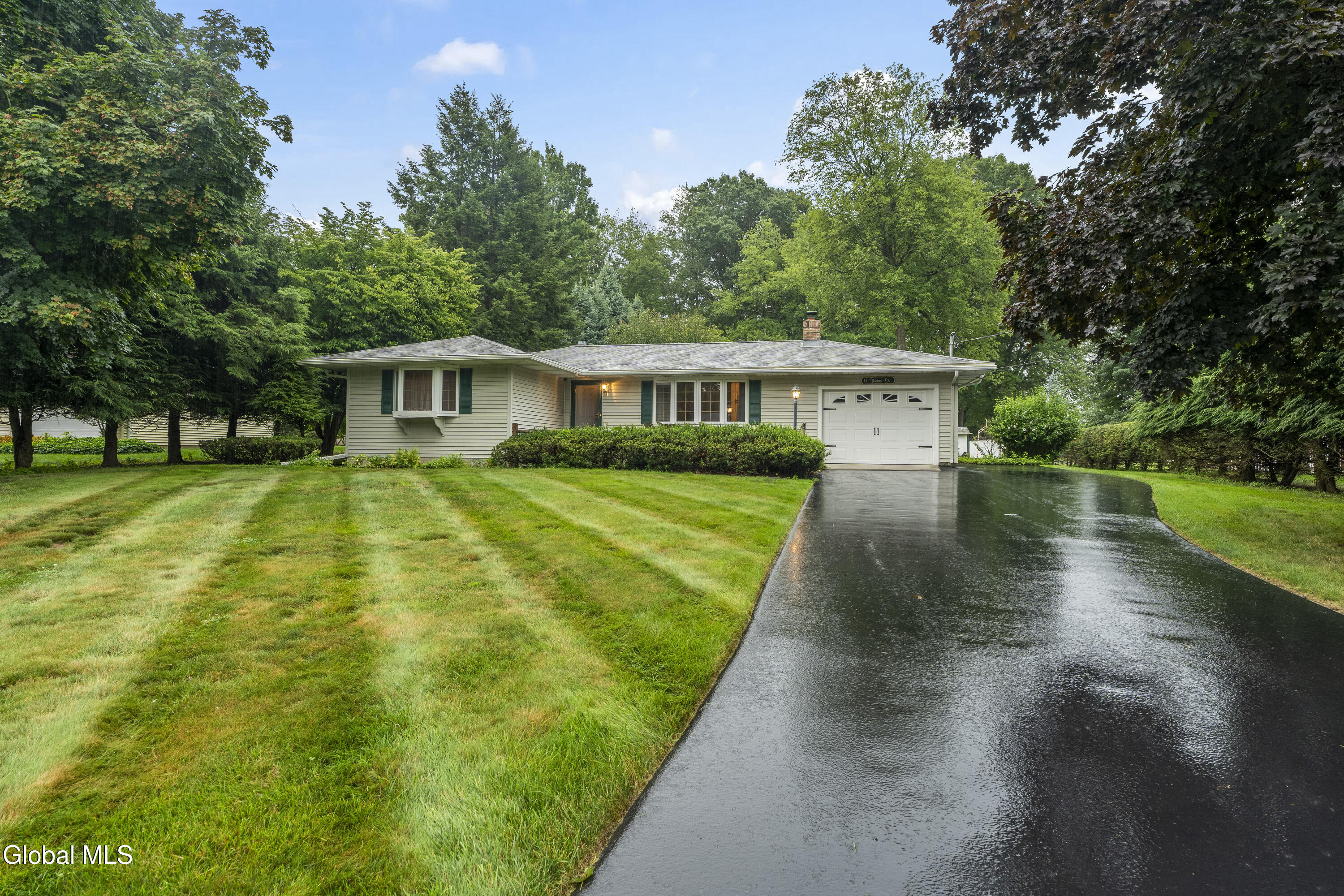 17 Weiser Street Glenmont NY 12077