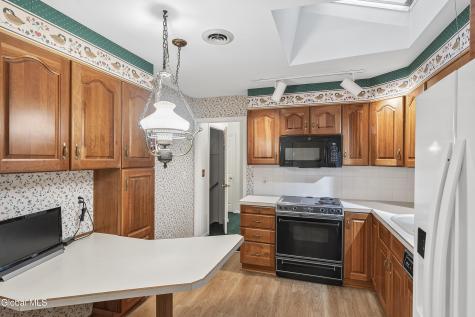 17 Weiser Street Glenmont NY 12077