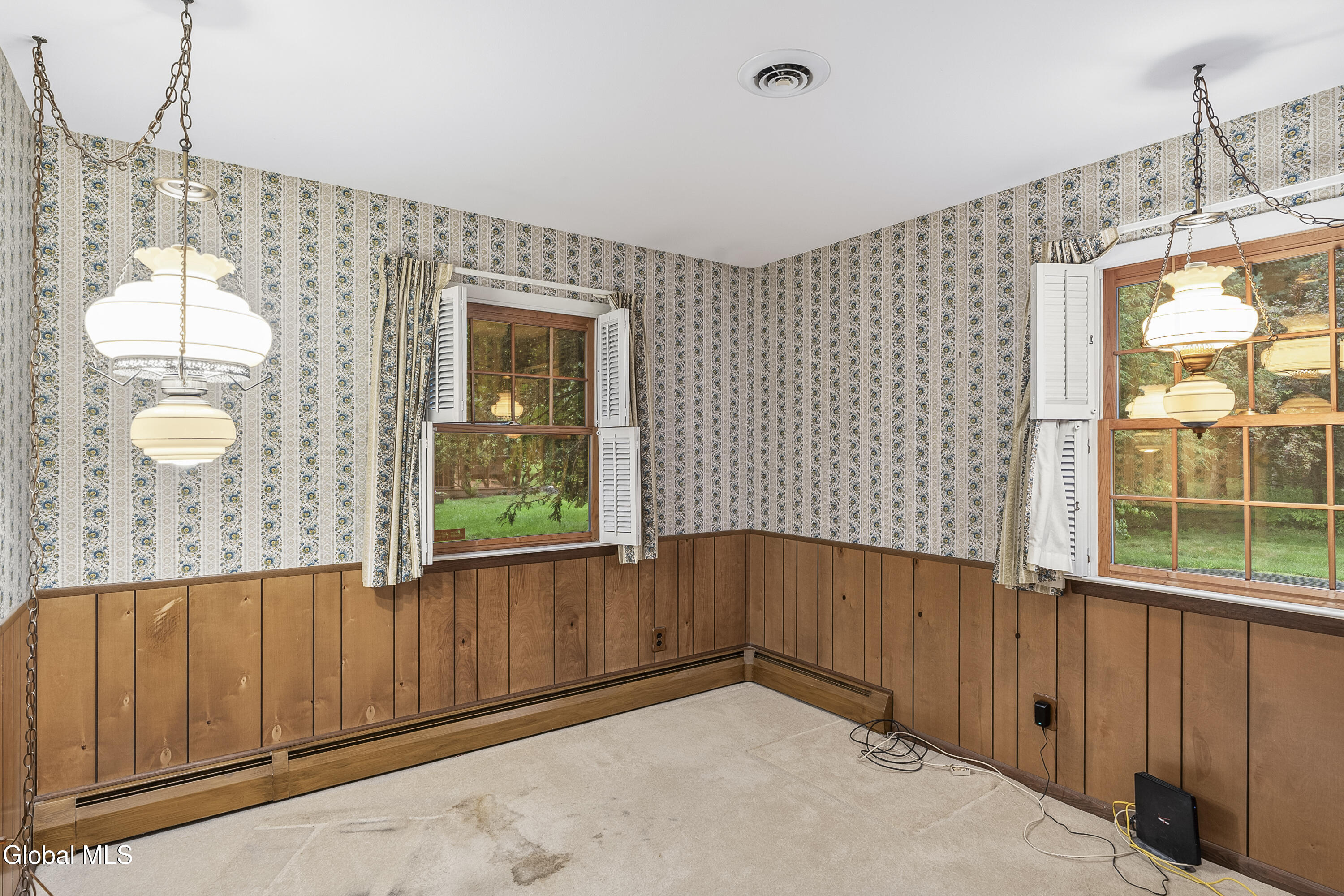 17 Weiser Street Glenmont NY 12077