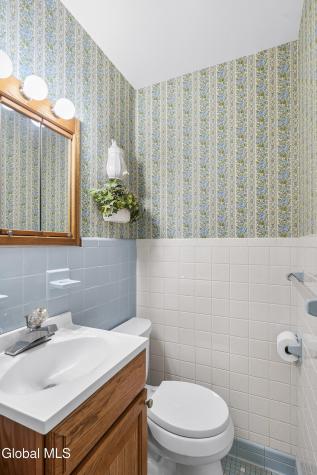 17 Weiser Street Glenmont NY 12077