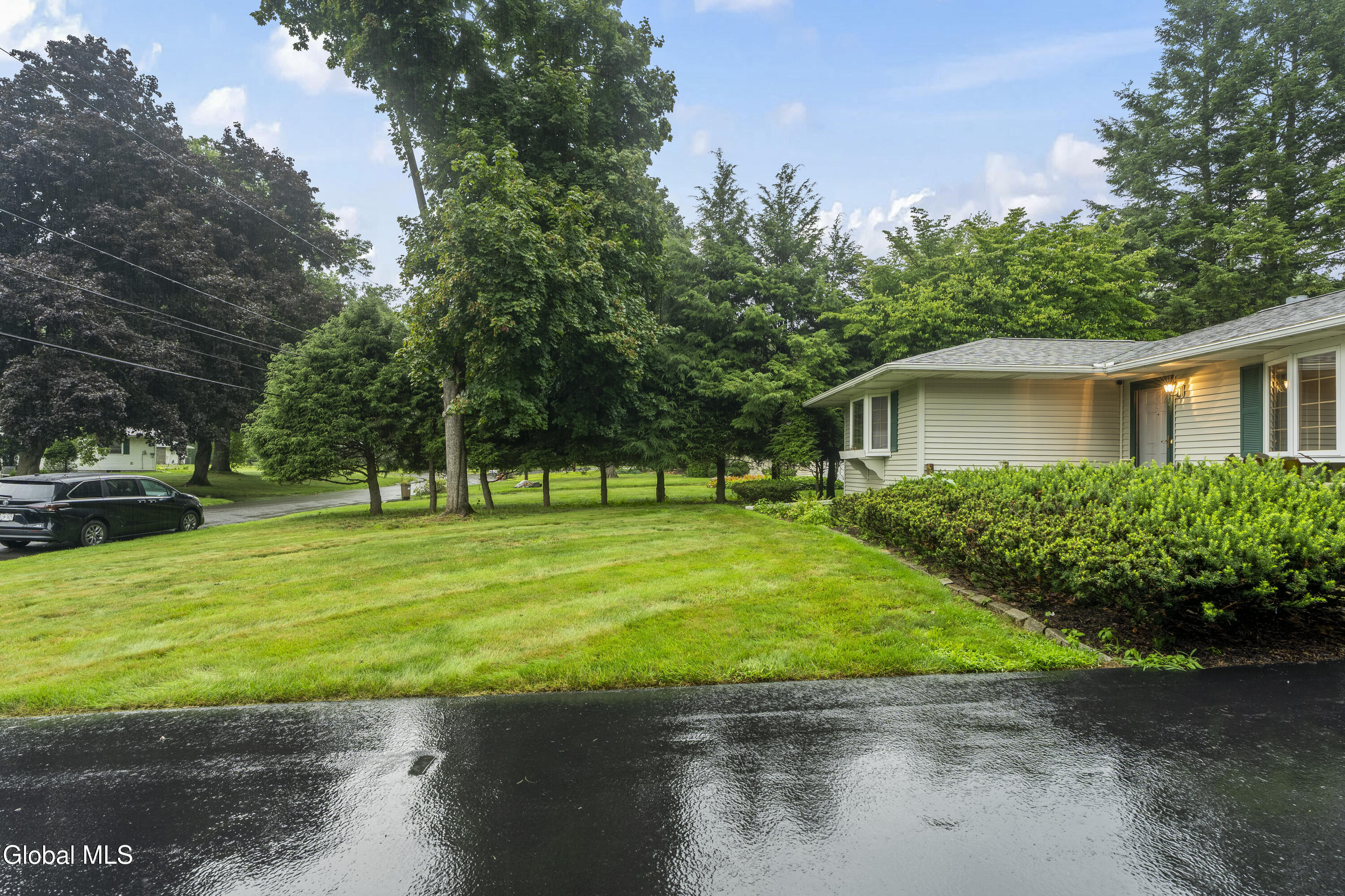 17 Weiser Street Glenmont NY 12077